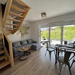Morskie Opowiesci - Z Klimatem Apartment